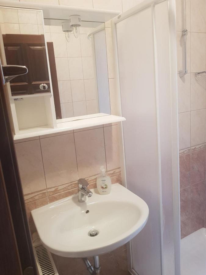 Apartments Villa Sandra Opatija Luaran gambar