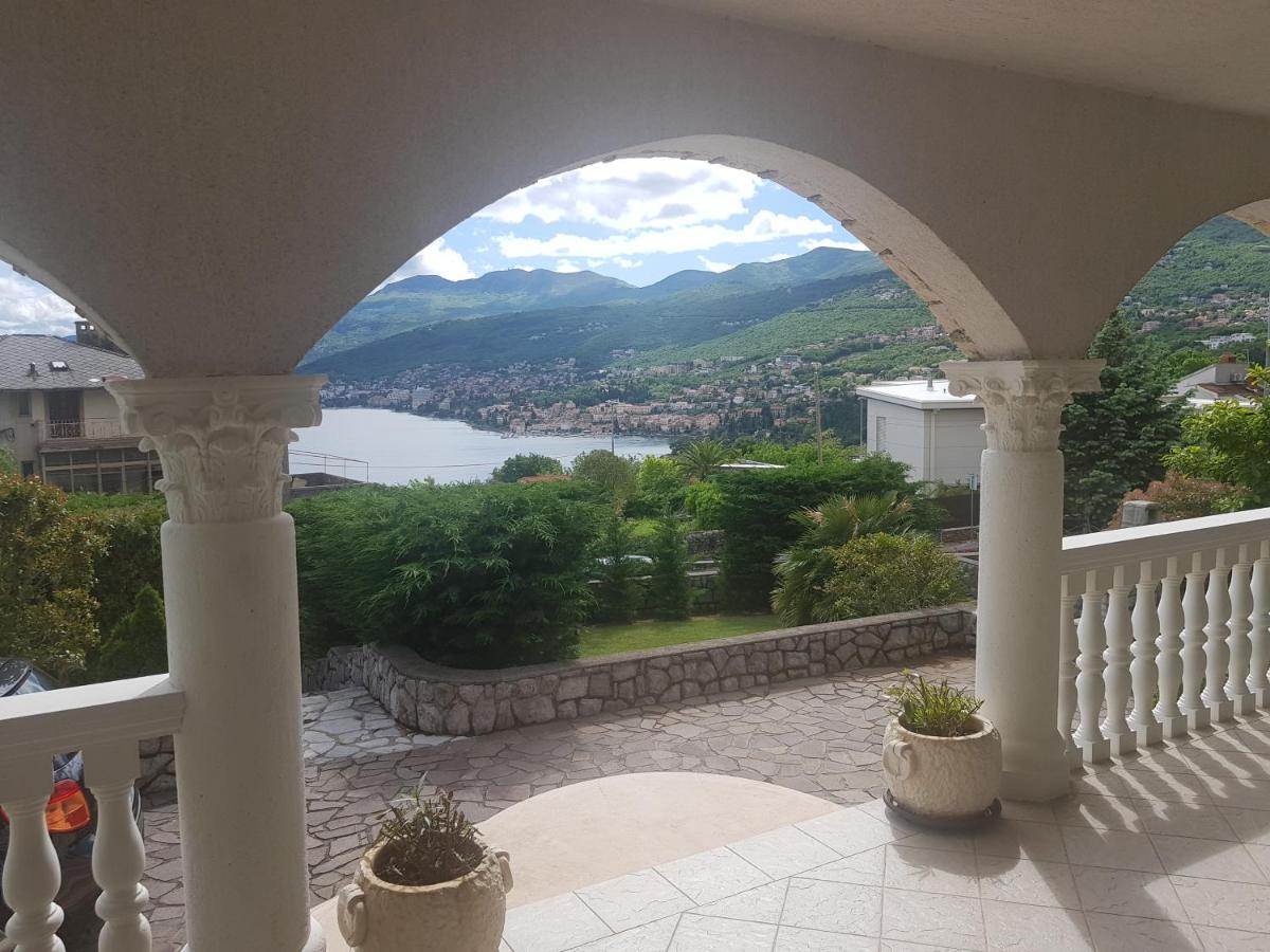 Apartments Villa Sandra Opatija Luaran gambar