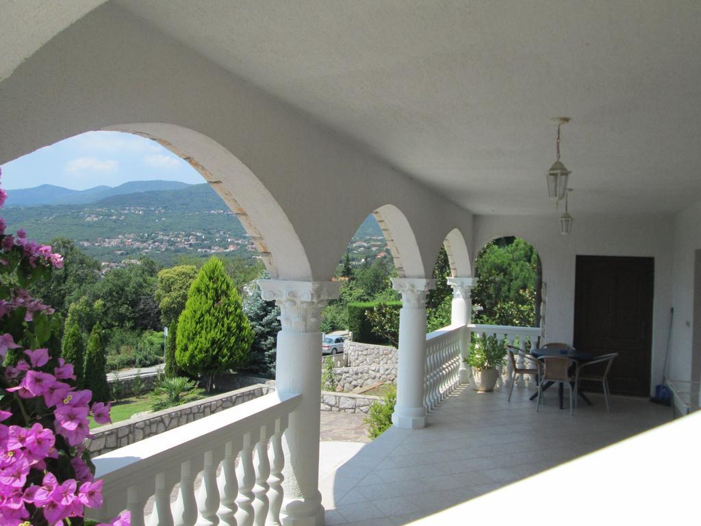 Apartments Villa Sandra Opatija Luaran gambar